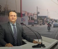 Adson Príncipe solicita intervenção para melhorar segurança viária em frente à FAMETRO