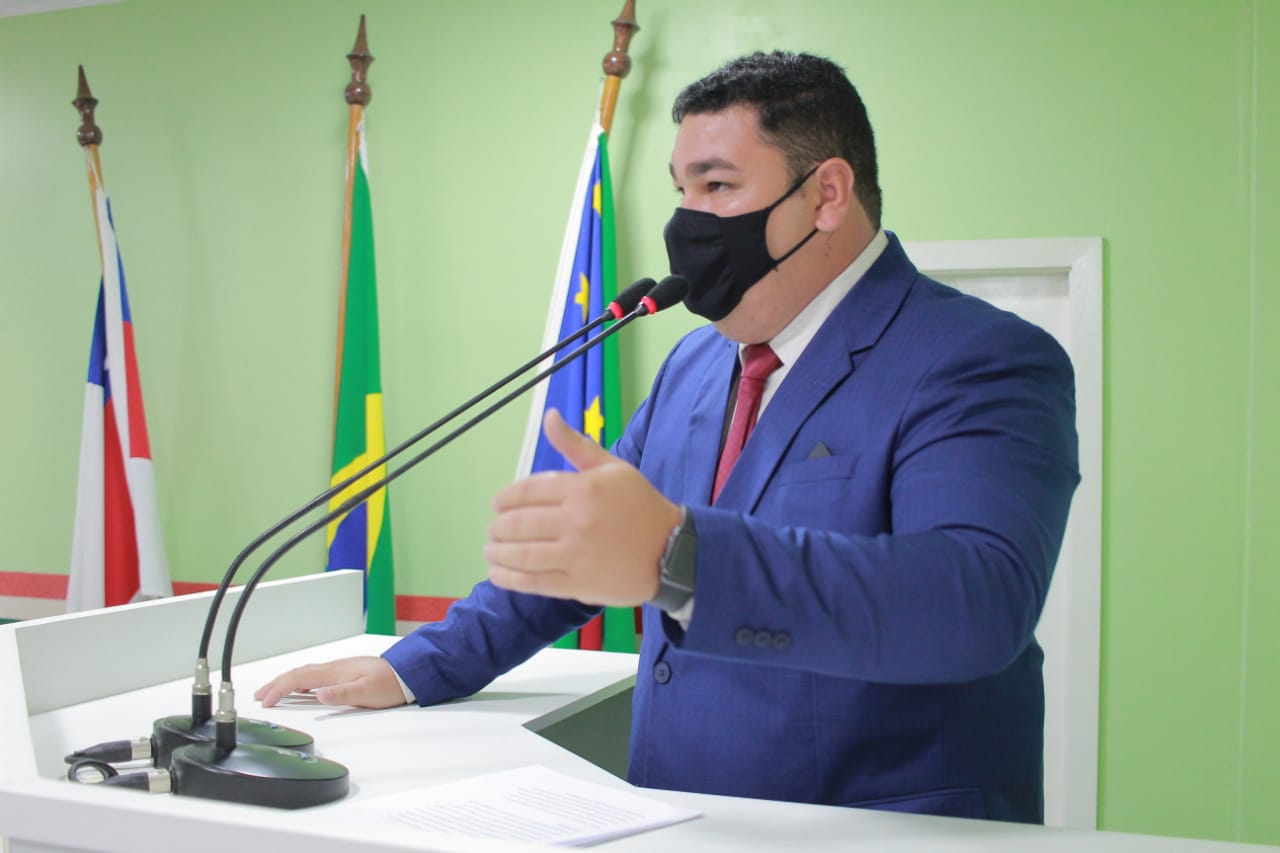Alex Garcia solicita novo poço artesiano na comunidade do Zé Miri, Zona Rural de Parintins