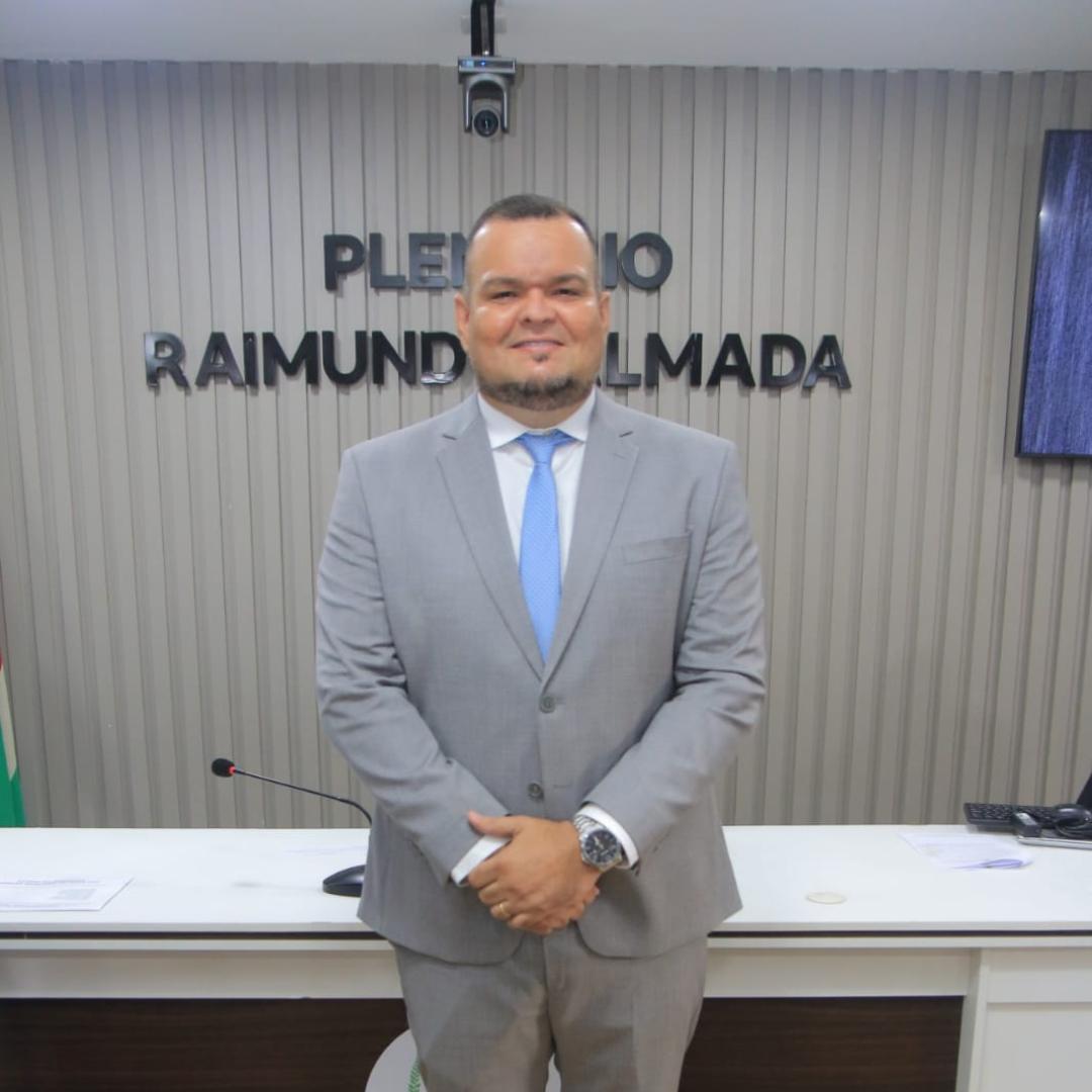 Azamor Pessoa assume mandato de Vereador em Parintins   