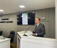 Babá Tupinambá cobra ação urgente da Prefeitura diante de risco de desmoronamento na orla de Parintins