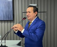 Babá Tupinambá cobra melhorias estruturais e valorização cultural em comunidades de Parintins
