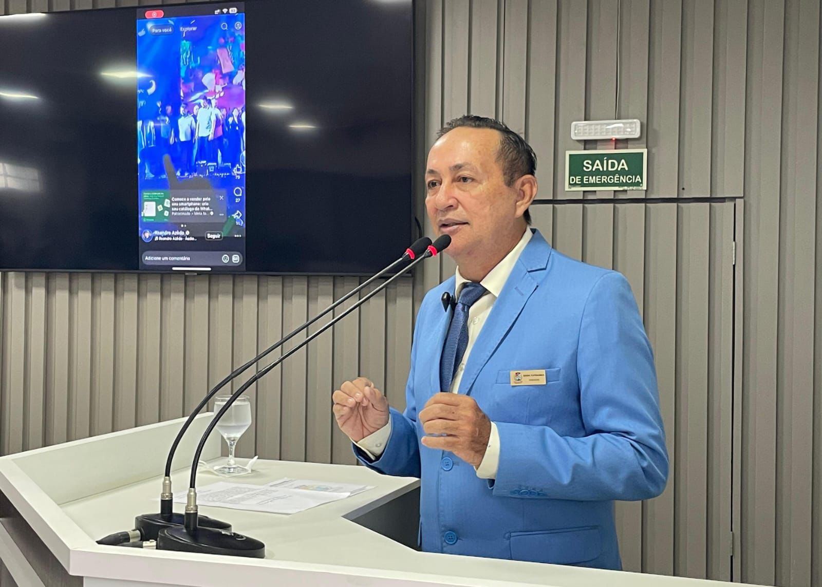 Babá Tupinambá solicita asfaltamento, acessibilidade e esclarecimentos sobre a reforma da UBS Dr. Aldrin Verçosa