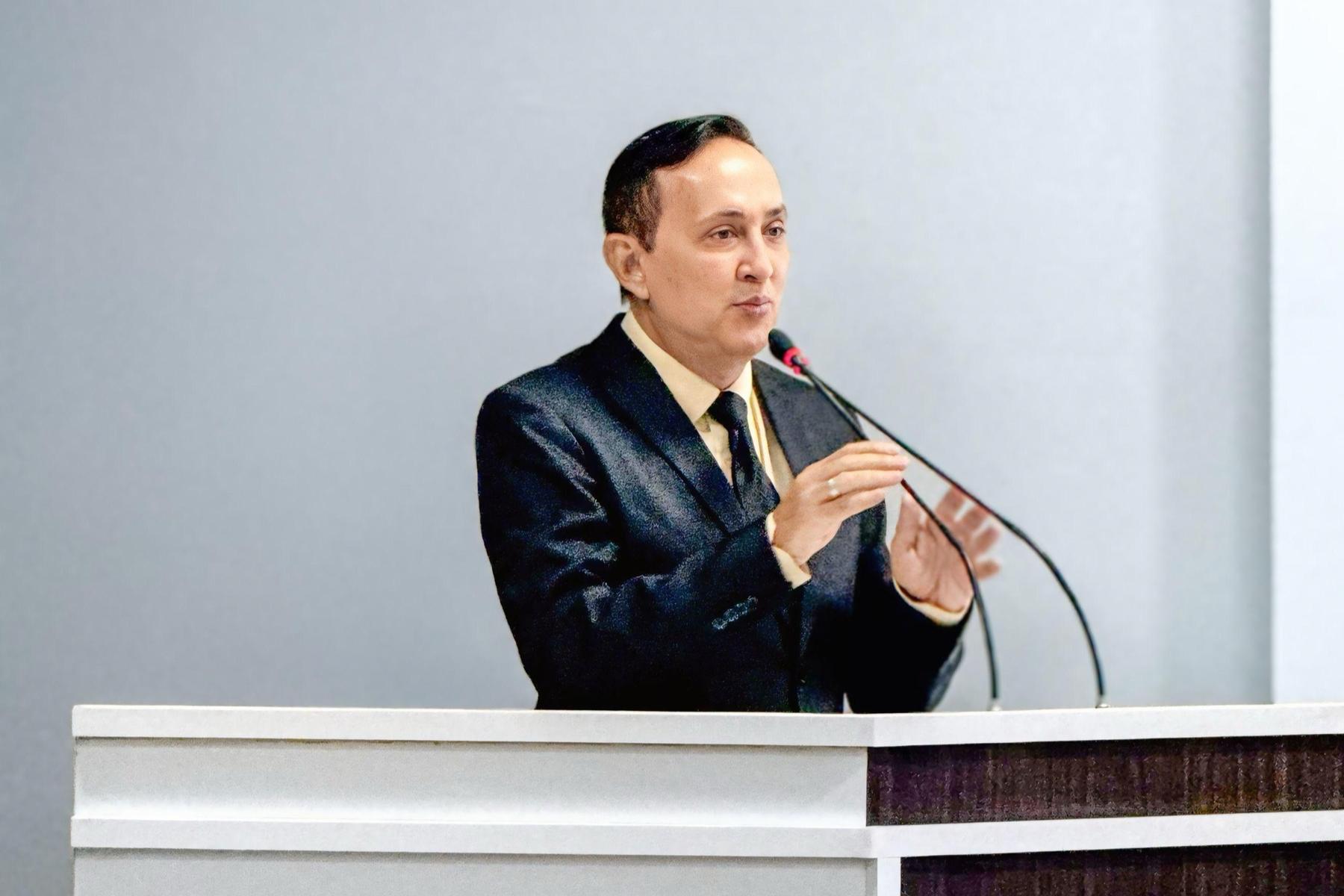 Babá Tupinambá solicita recuperação urgente da rua Nova, no bairro São Francisco