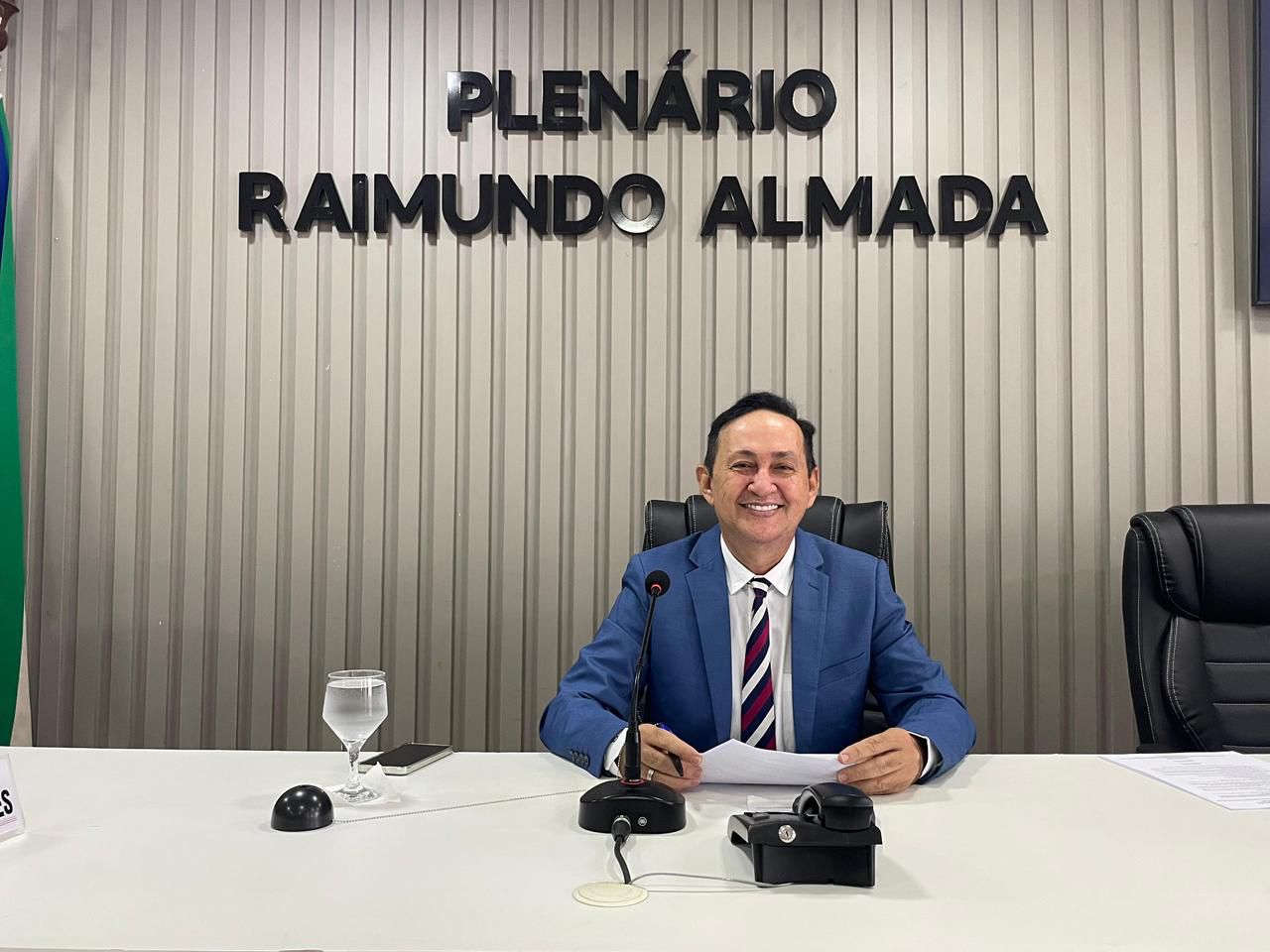 Babá Tupinambá solicita reparos em bueiros de Parintins e cobra ação da Secretaria de Infraestrutura