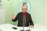 Cabo Linhares cobra melhorias para comunidade do Peixe Marinho