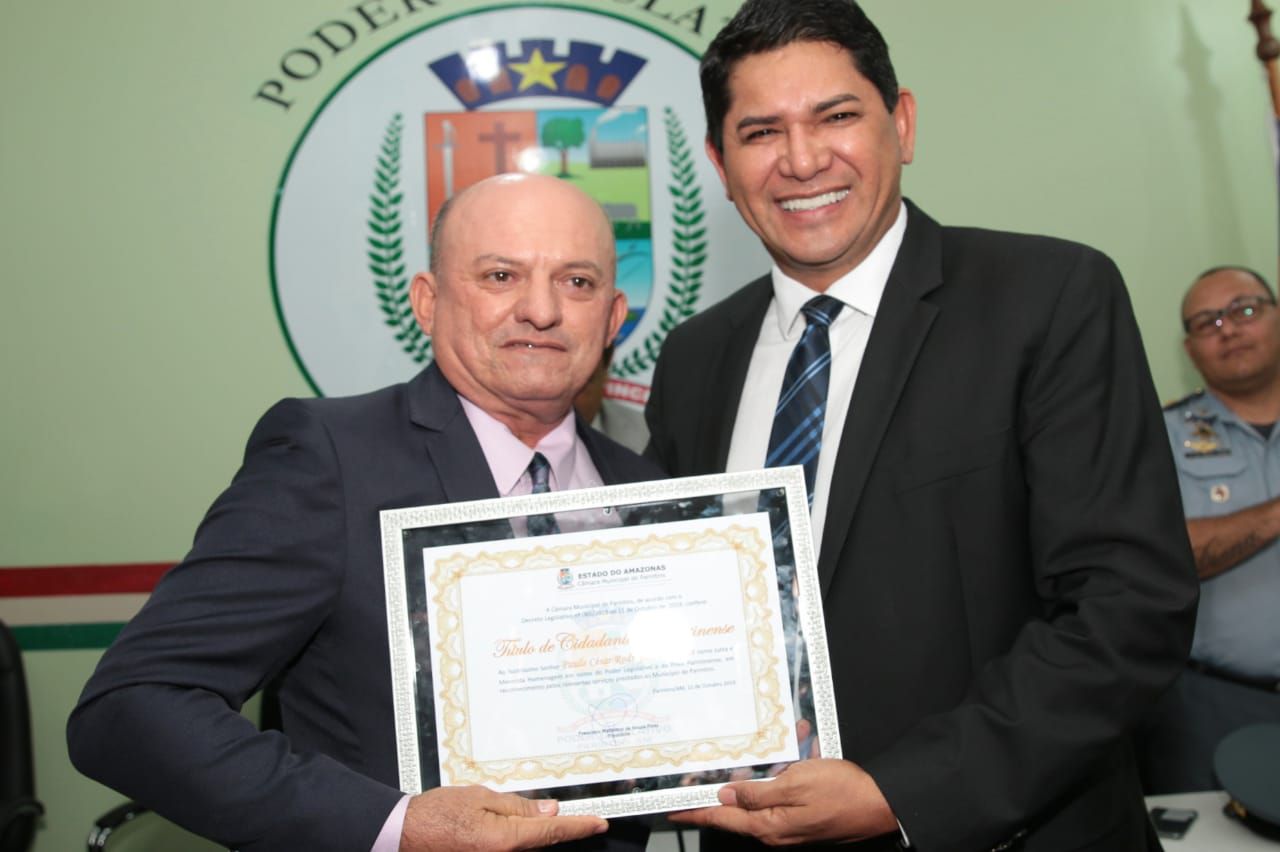 Cabo Linhares é condecorado Cidadão Parintinense