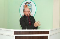 Cabo Linhares solicita construção de uma quadra poliesportiva para Valéria e solicita Sessão Especial em homenagem aos Guardas Municipais