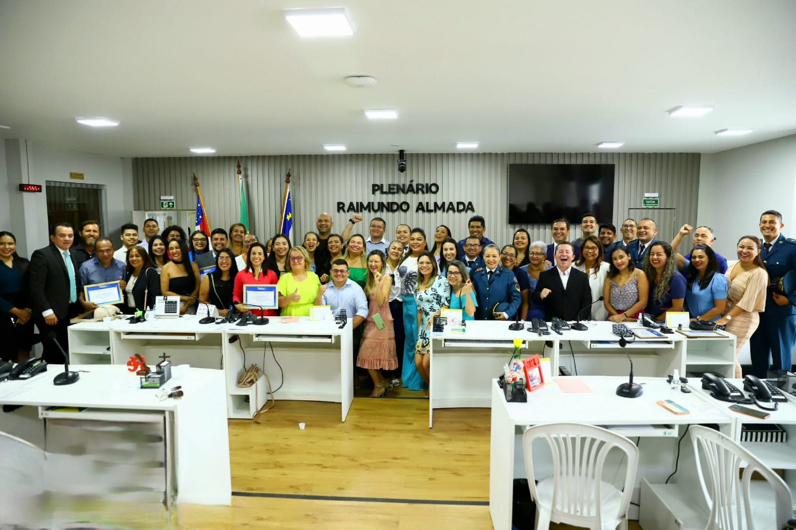 Câmara de Parintins homenageia Enfermeiros, Técnicos e Auxiliares de Enfermagem