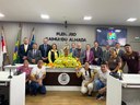 Câmara de Parintins recebe Imagem Peregrina de Nossa Senhora do Carmo em momento de fé e devoção