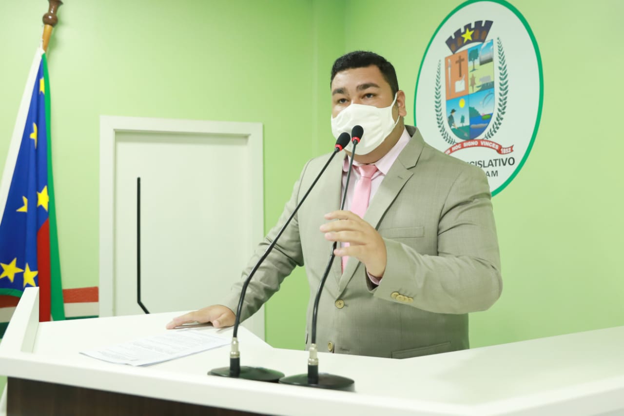 Câmara instaura Comissão Especial do Festival de Parintins para debater a principal economia do município