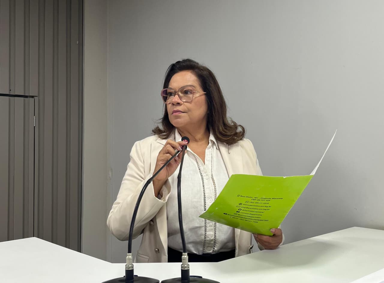 Cumprimento da Lei 907/2024: Vereadora Márcia Baranda pede informações sobre ações de prevenção ao suicídio em Parintins