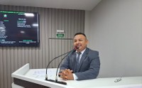 Escuta psicológica a professores da zona rural é solicitada pelo vereador Naldo Lima na Câmara Municipal de Parintins