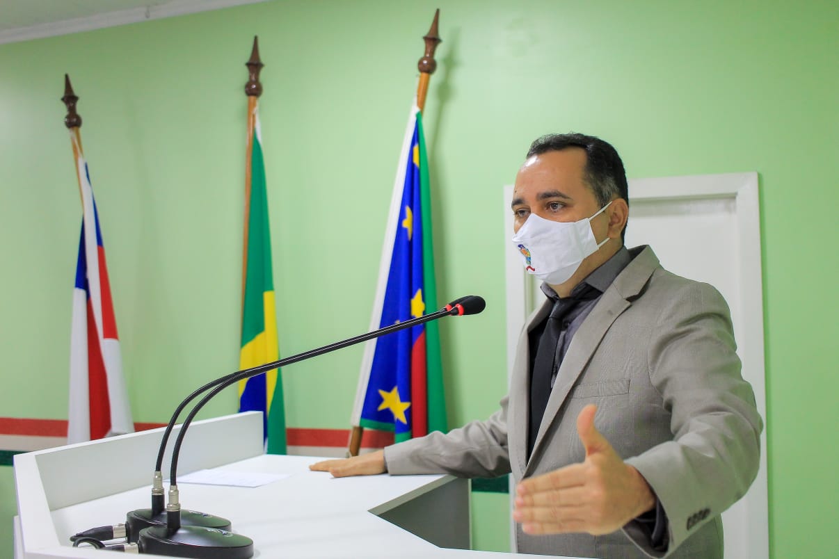 Flávio Farias pede que Caixa Econômica Federal instale Caixas Eletrônicos em Pontos Estratégicos da Cidade