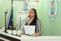 Infraestrutura urbana e educação são temas no discurso da vereadora Vanessa Gonçalves 