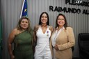 Isabelle Nogueira recebe título de Cidadã Parintinense e Medalha Jair Mendes: "Parintins tem orgulho de você", diz Vereadora Márcia Baranda
