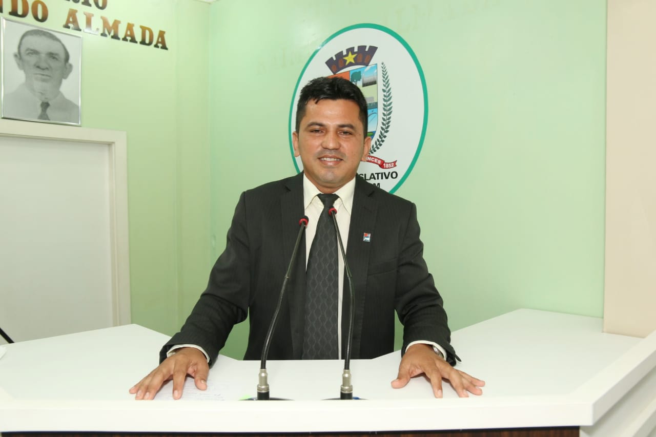 Luz para Todos e finalização da escola no Marajá são cobrados pelo vereador Renei