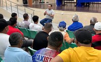 Maio Amarelo: Detran-AM se reúne com taxistas de Parintins e dá continuidade a ação solicitada por Márcia Baranda
