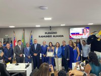 Marciele Albuquerque recebe Título de Cidadania Parintinense em Sessão Solene na Câmara Municipal