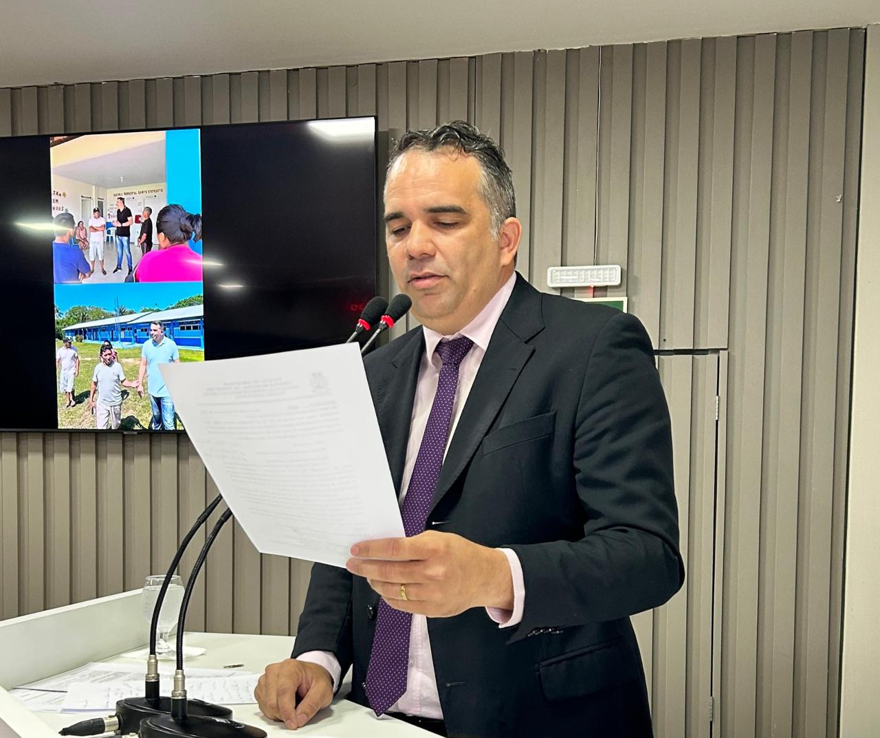Marcus Cursino solicita o cabeamento para a ligação do motor de luz para garantir funcionamento da UBS Marieta, no Uaicurapá