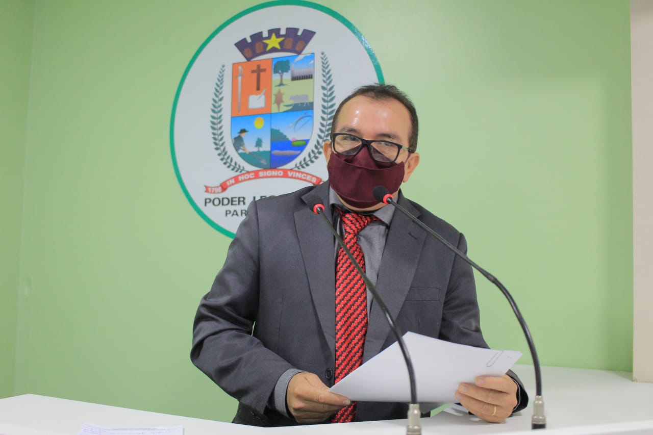 Massilon solicita curso de formação para a Associação de Pequenas e Médias embarcações da Vila Amazônia