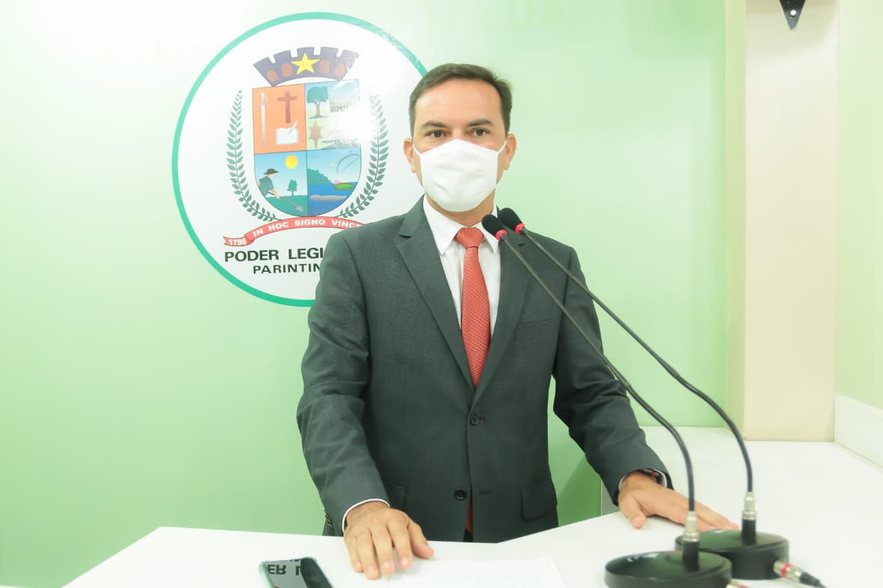 Mateus Assayag ressalta investimentos de infraestrutura das vias públicas de Parintins