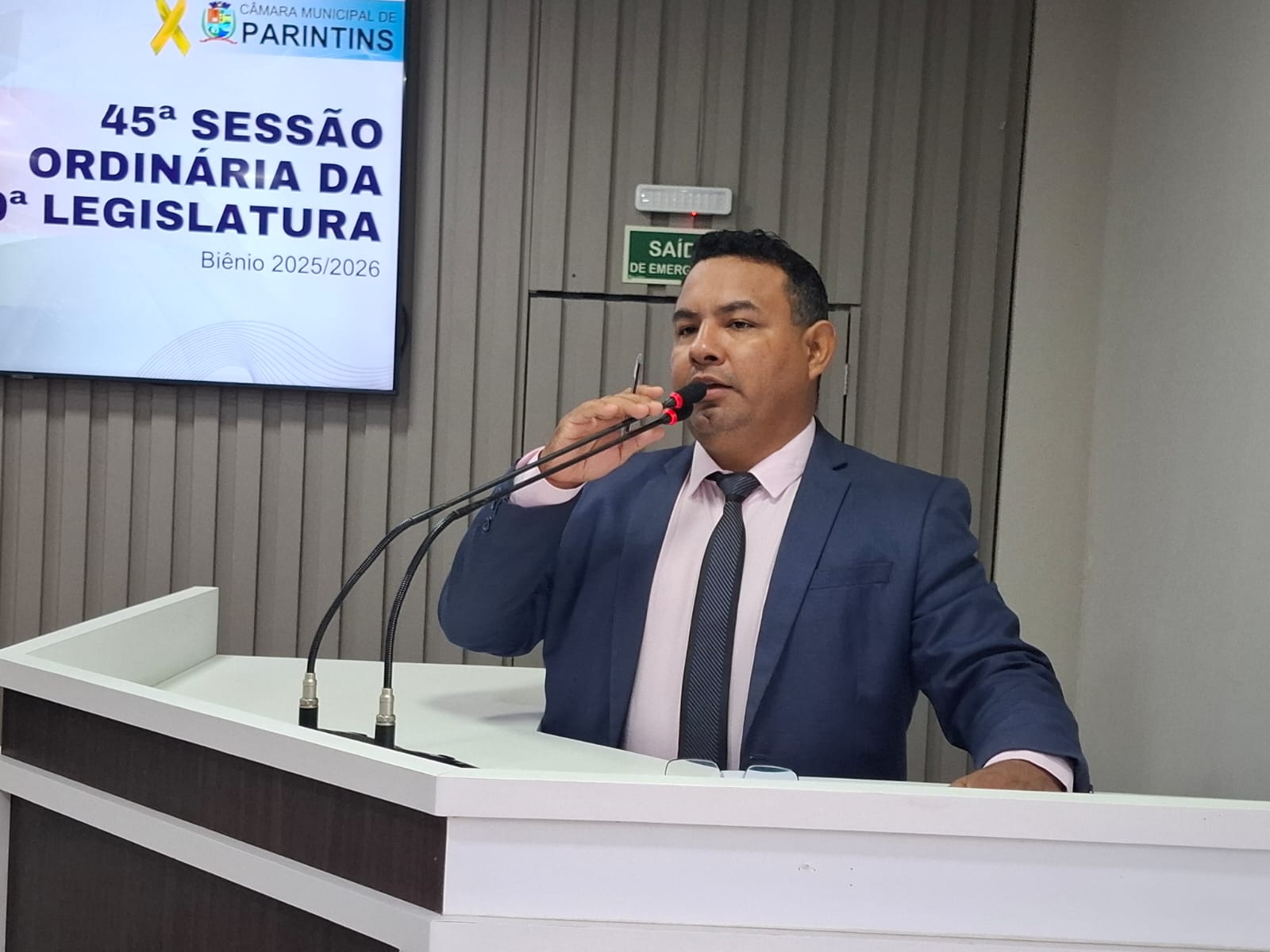 Naldo Lima propõe instalação de câmeras de segurança para os ônibus escolares em Parintins