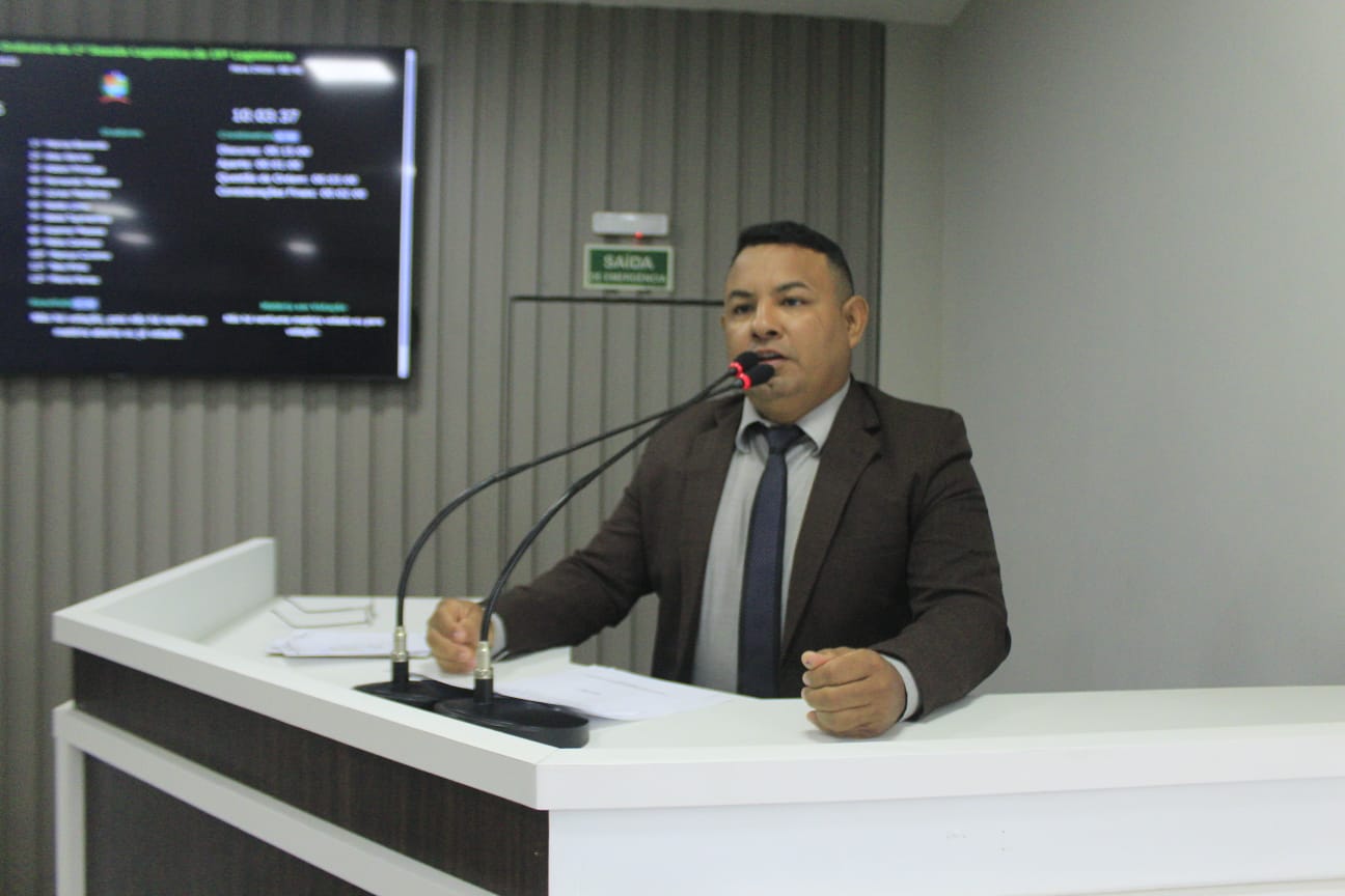 Naldo Lima solicita melhorias para Escola Toledo Piza, Região do Tracajá