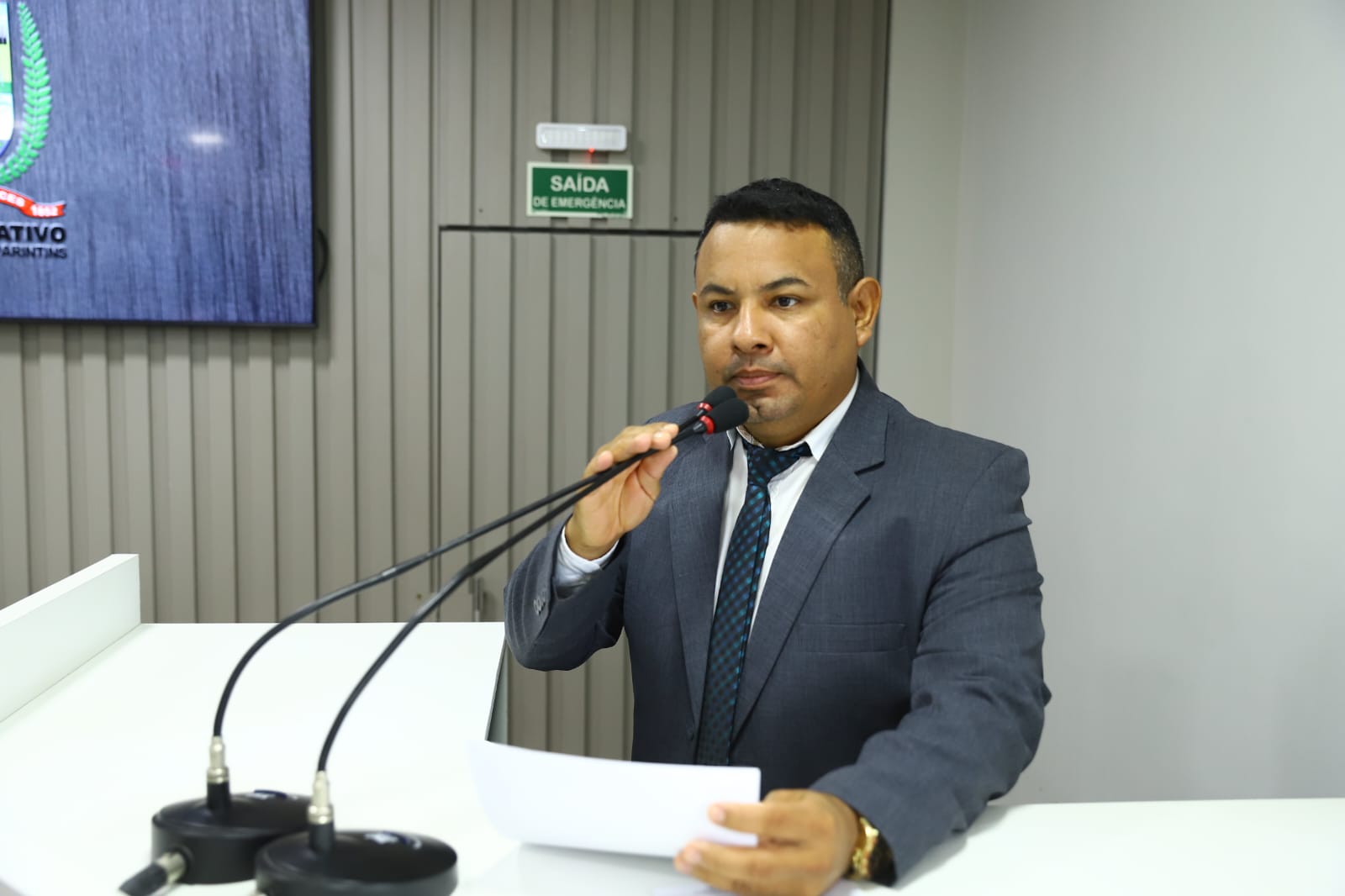 Naldo Lima volta a solicitar da SEMOSP recapeamento asfáltico para a Vila Amazônia   