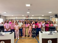 Outubro Rosa: Servidores da Câmara de Parintins participam de ação sobre prevenção e autocuidado