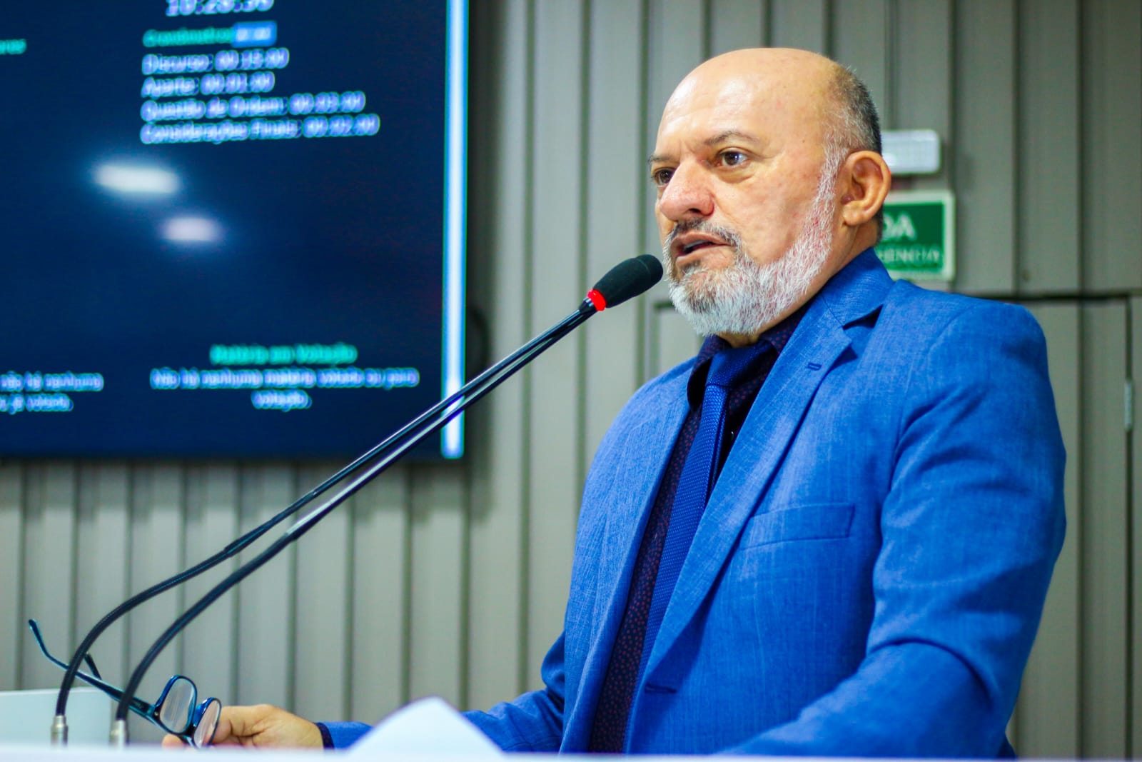Presidente Cabo Linhares apresenta propostas para infraestrutura e educação em Parintins