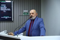 Presidente Cabo Linhares propõe construção de praça com mirante em frente ao Bumbódromo de Parintins