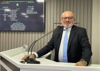 Presidente da Câmara, Cabo Linhares, solicita melhorias urgentes em ruas de Parintins