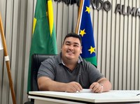 Proposta de Alex Garcia estabelece diretrizes de combate ao racismo nas escolas de Parintins
