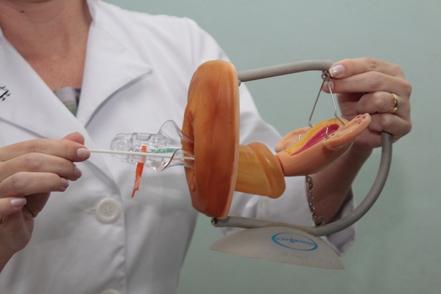 Saúde: Márcia Baranda solicita implantação de sistema eficiente para entrega de exames preventivos às mulheres