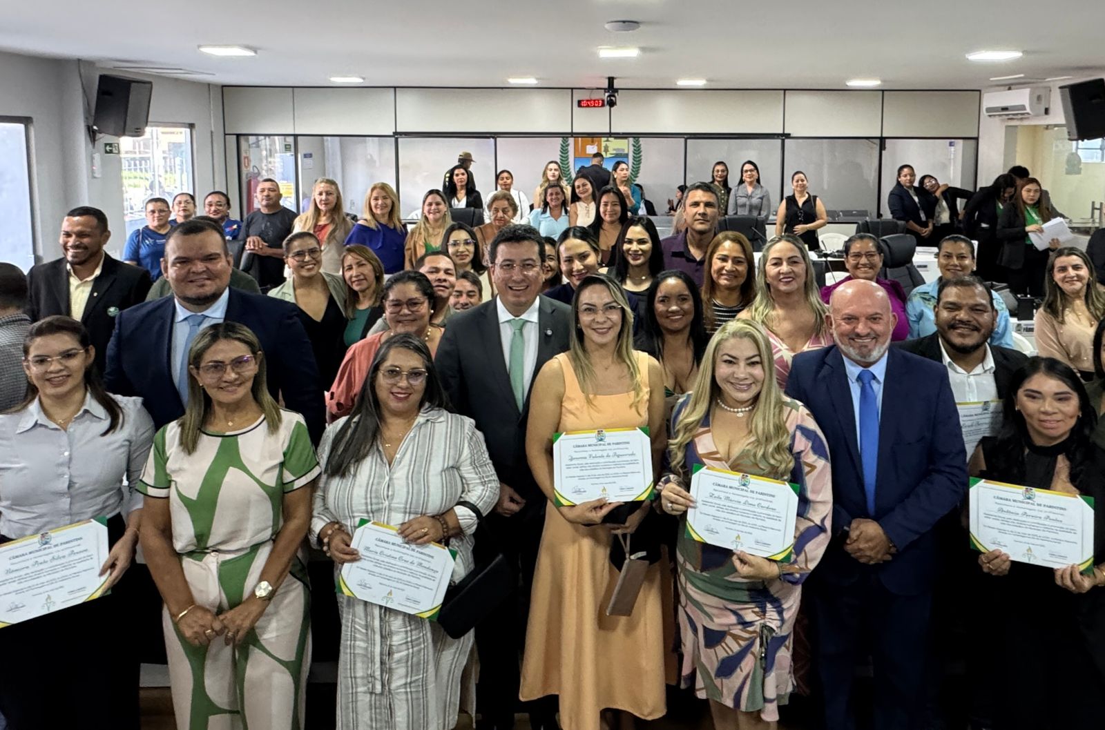 Sessão Especial em Homenagem ao Dia do Assistente Social é realizada na Câmara de Parintins