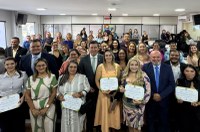 Sessão Especial em Homenagem ao Dia do Assistente Social é realizada na Câmara de Parintins