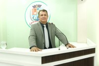 Tião Teixeira encaminha três proposituras antes do recesso parlamentar  