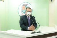 Tião Teixeira solicita postes de fibra e iluminação de LED para o Beco Bom Samaritano 