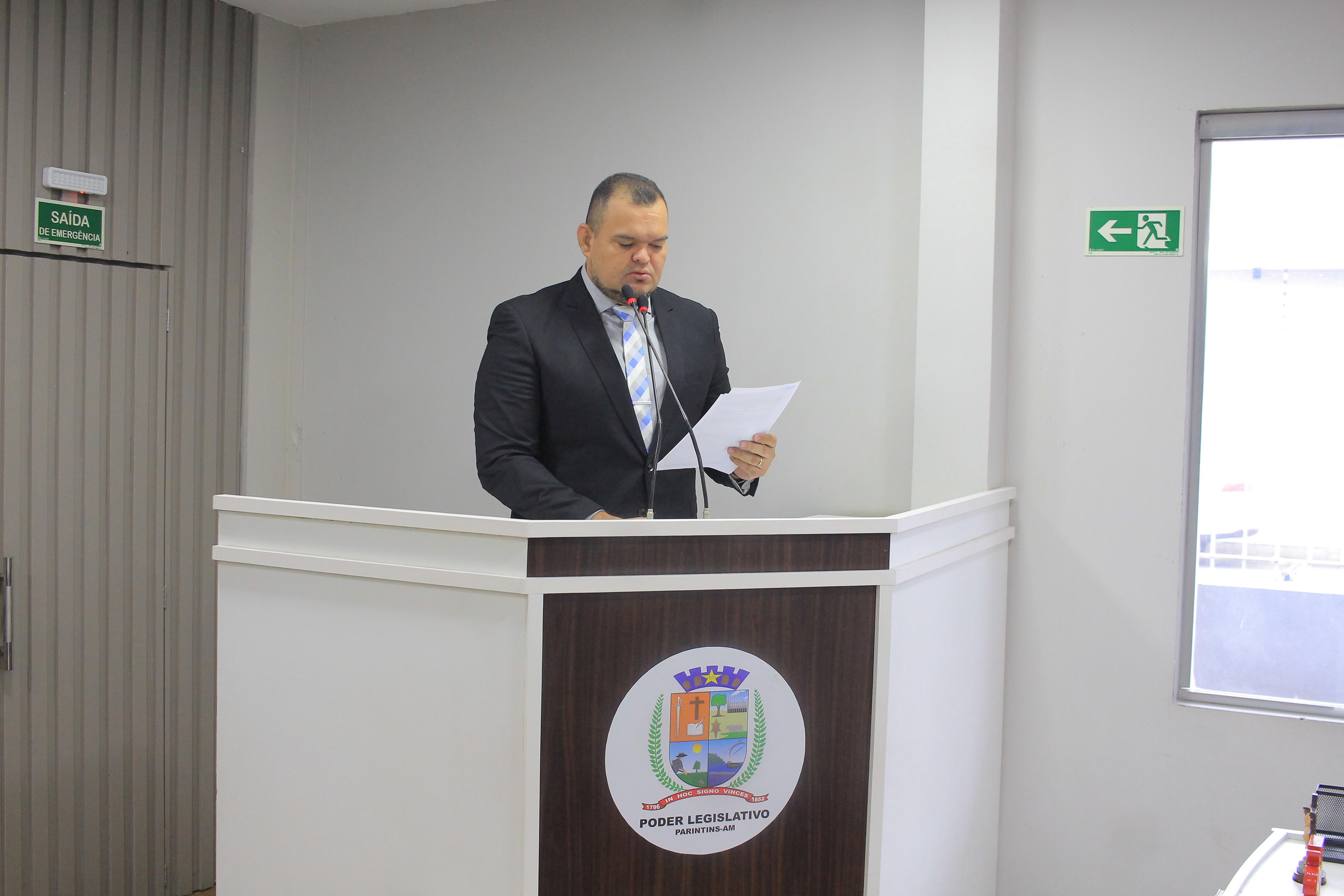 Vereador Azamor Pessoa requer reforma da Escola Municipal Tsukasa Uyetsuka 