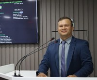 Vereador Adson Príncipe propõe cursos de idiomas para fortalecer o turismo