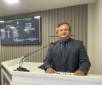 Vereador Adson Príncipe reivindica poço artesiano para garantir água potável na Castanheira