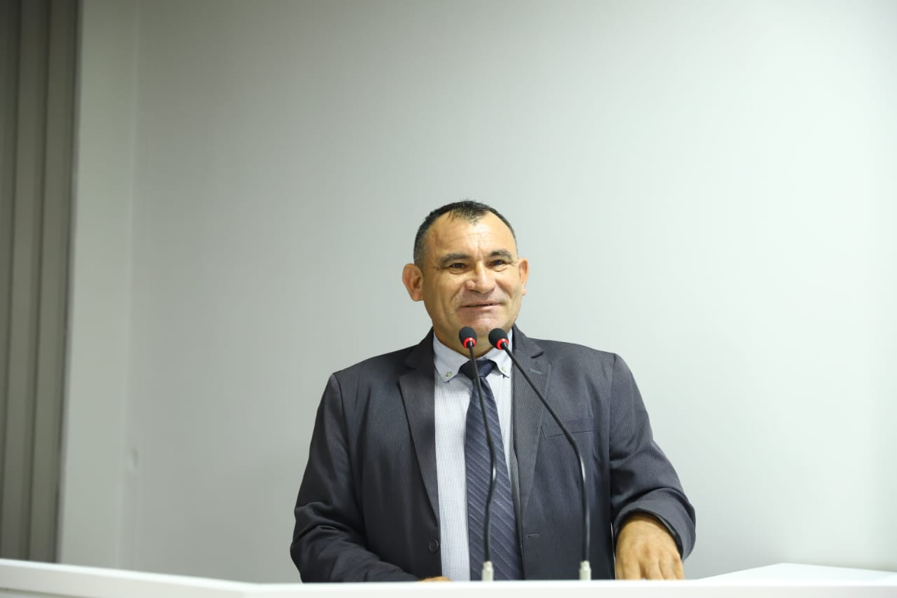 Vereador Afonso propõe expansão do Programa Luz para Todos na região do Caburi   