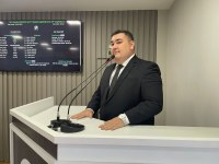 Vereador Alex Garcia, defensor da causa animal propõe a implantação de uma unidade fixa de Castramóvel em Parintins
