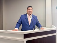 Vereador Alex Garcia propõe adesão de Parintins ao Pacto Nacional pela Superação do Analfabetismo e ao Programa Brasil Alfabetizado
