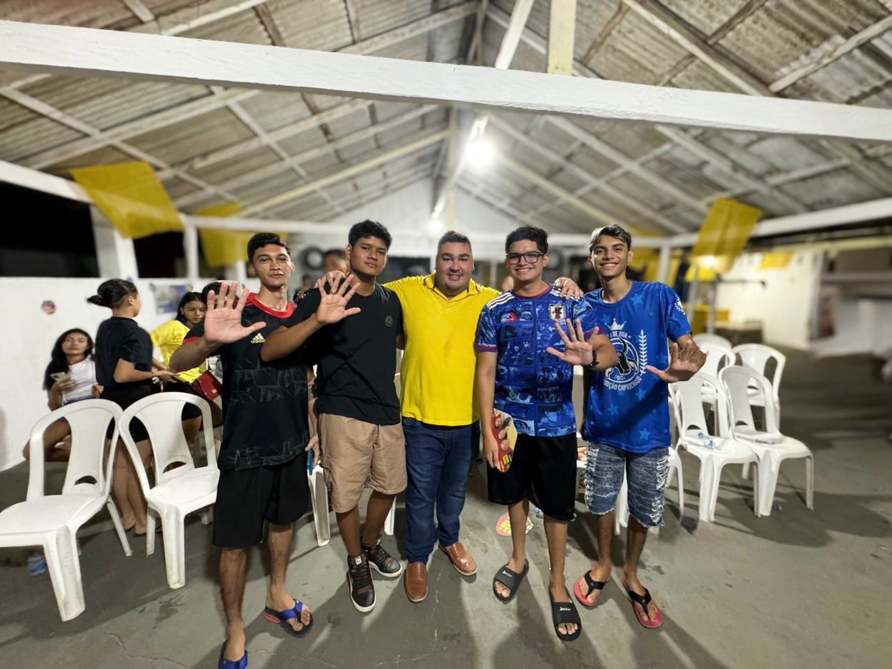 Vereador Alex Garcia propõe programa para garantir primeira experiência profissional aos jovens de Parintins