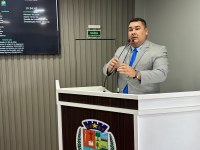 Vereador Alex Garcia solicita retorno do castramóvel em Parintins para ampliar controle populacional de animais