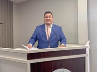 Vereador Alex Garcia solicita sinalização e segurança nas áreas de banho e na orla de Parintins devido a incidentes de afogamento na cidade