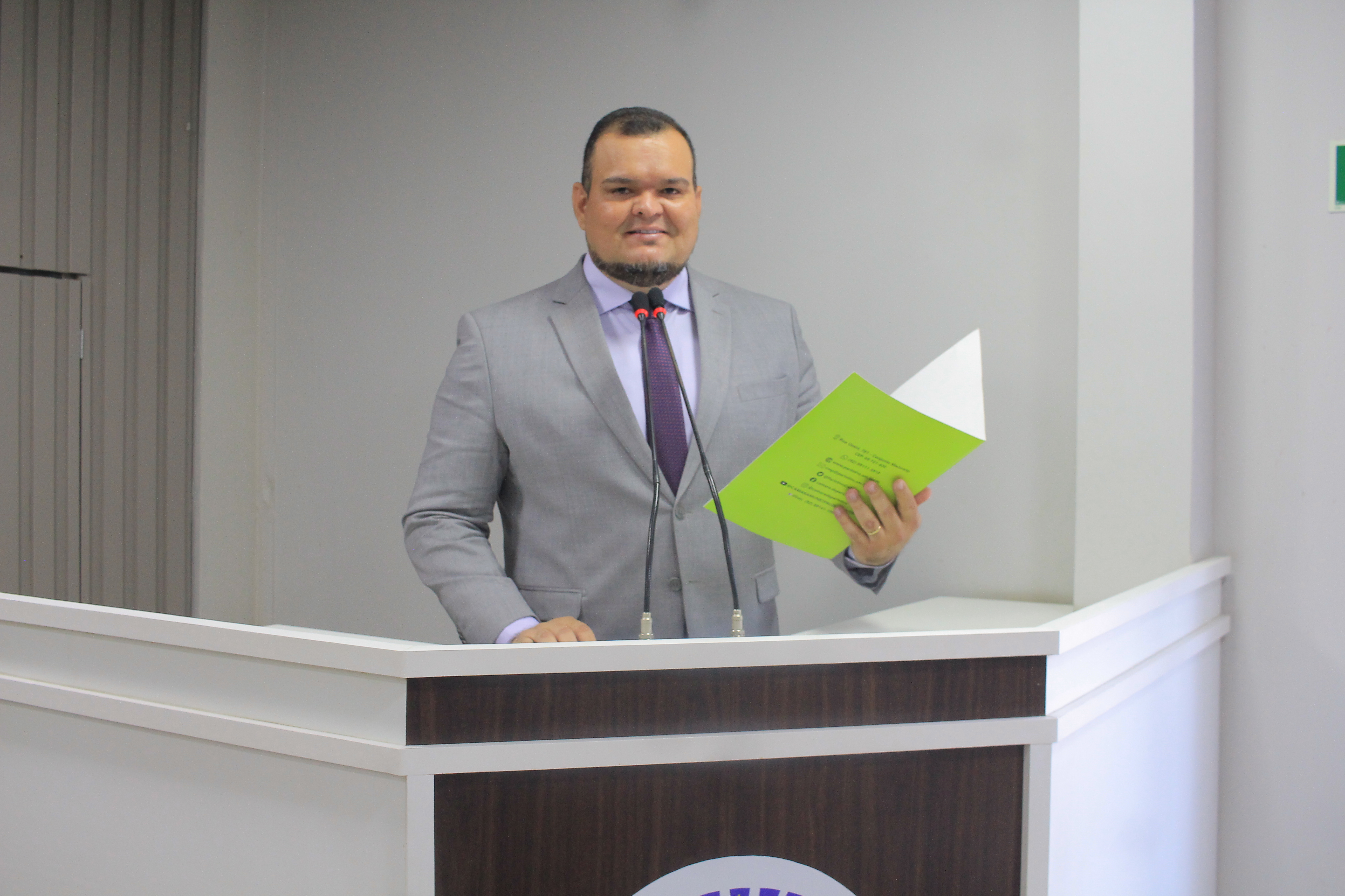 Vereador Azamor Pessoa apresenta três Indicações para melhorias na infraestrutura urbana de Parintins 