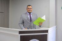 Vereador Azamor Pessoa apresenta três Indicações para melhorias na infraestrutura urbana de Parintins 