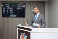 Vereador Azamor Pessoa leva demandas da zona rural e área urbana de Parintins à tribuna da Câmara Municipal de Parintins